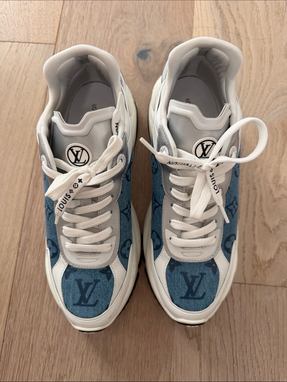 Louis Vuitton White and Blue Monogram Denim Trainer Sneakers